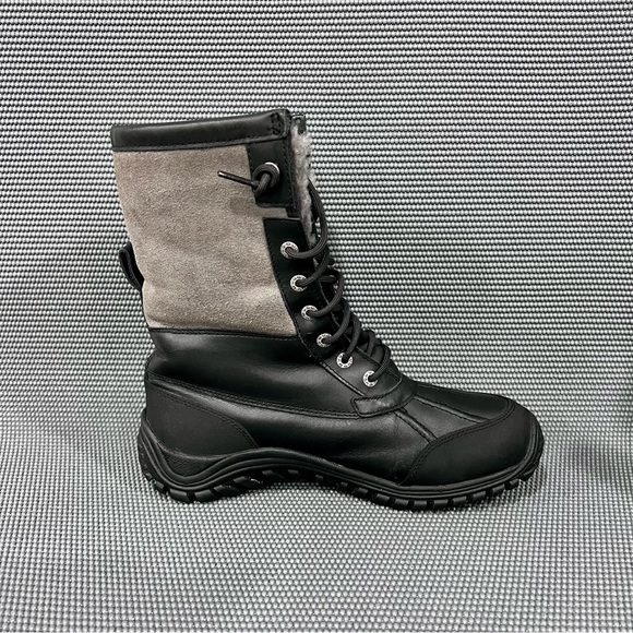 UGG Adirondack Shearling Lined Winter Snow Boots Waterproof Womens Size 10 Black - Picture 6 of 9